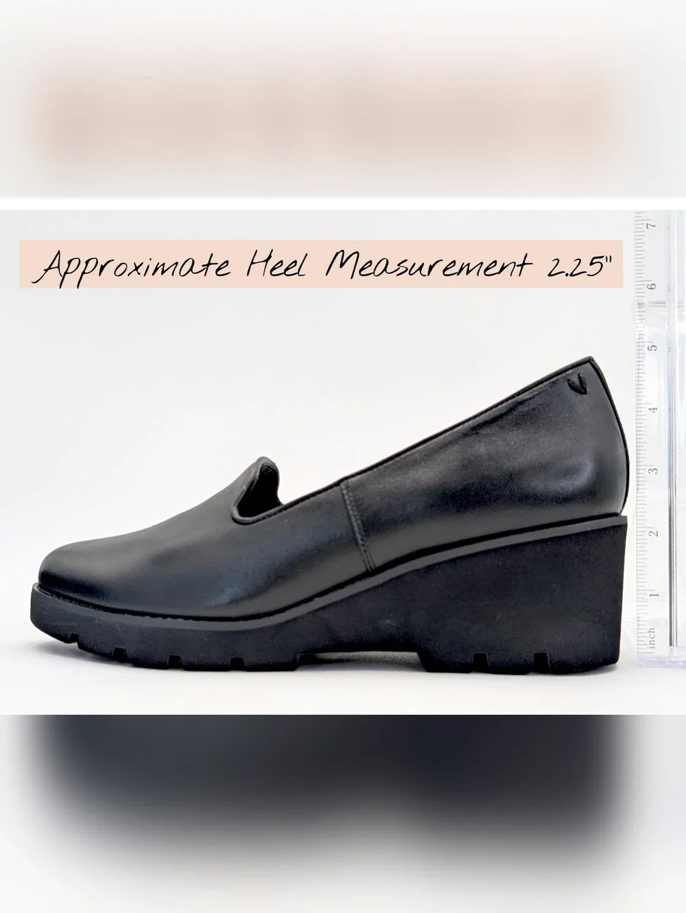 Vionic Willa Size 9 Genuine Smooth Black Leather Slip-On Moc-Toe Wedge Loafers